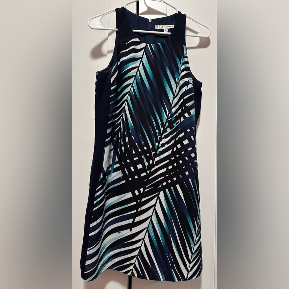 Trina Turk Sleeveless Tropical Print Dress size 2